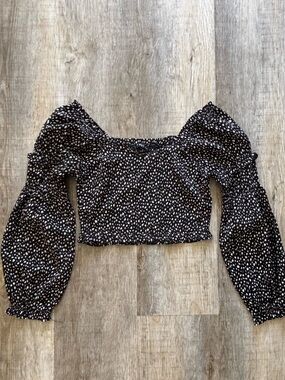 Very J Black Puff-Sleeve Smocked Crop Top with White Dot Print